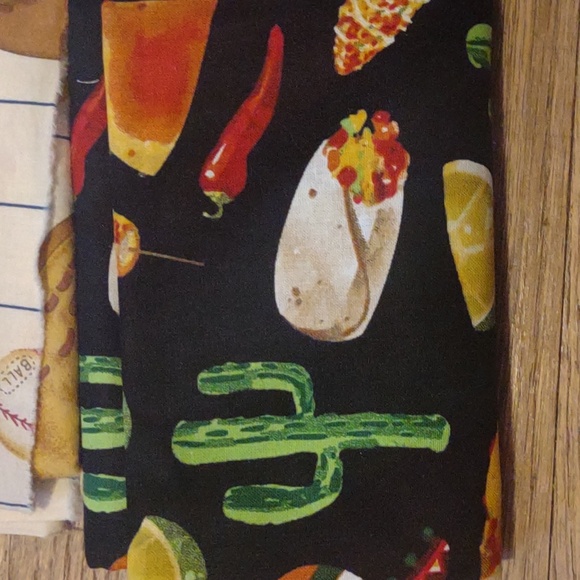 Fabric bundle more modern variety lot 10 - Picture 2 of 11